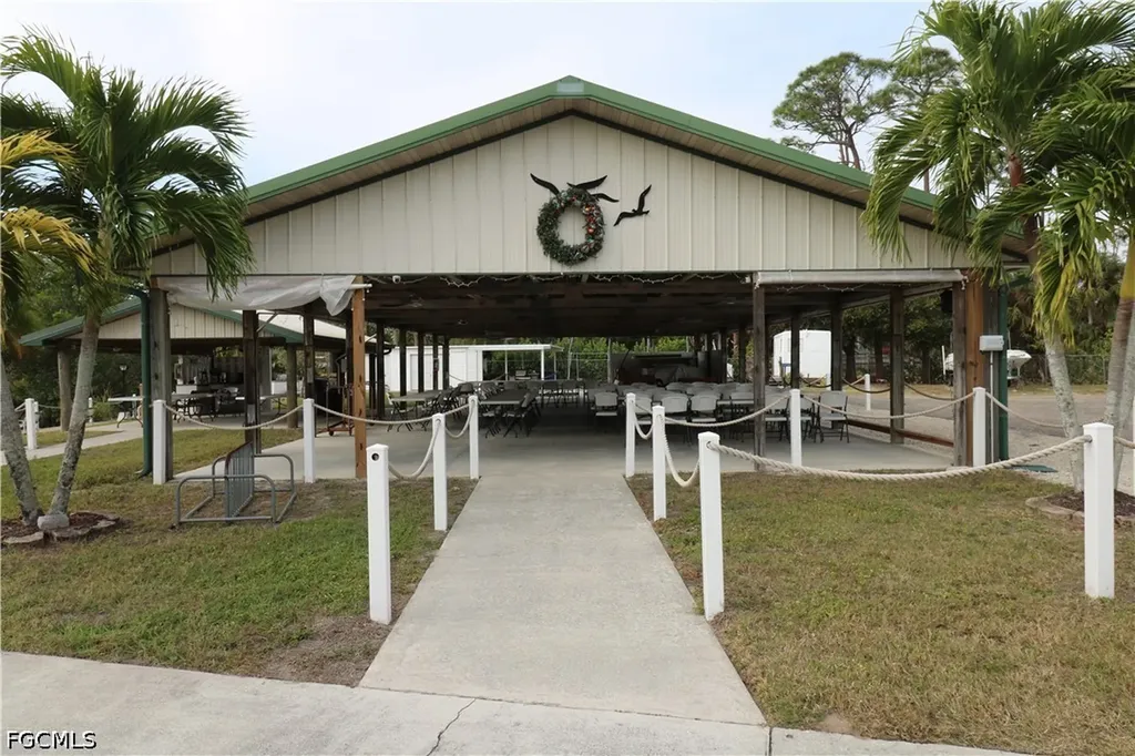 116 Coachlight Drive Fort Myers FL 33908