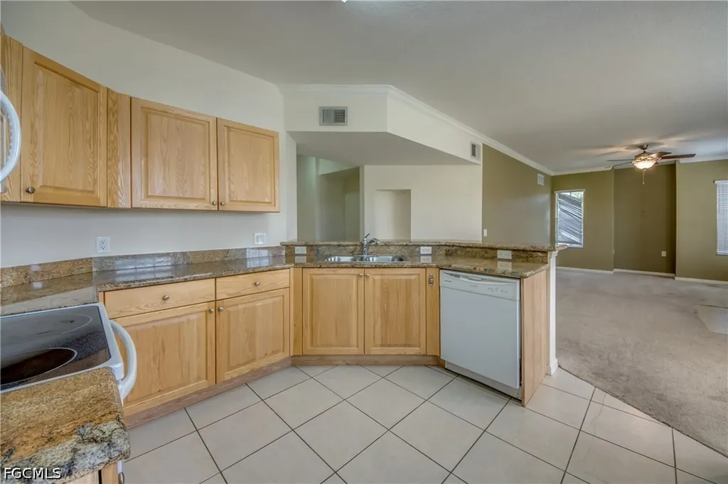 1763 Concordia Lake Circle Cape Coral FL 33909