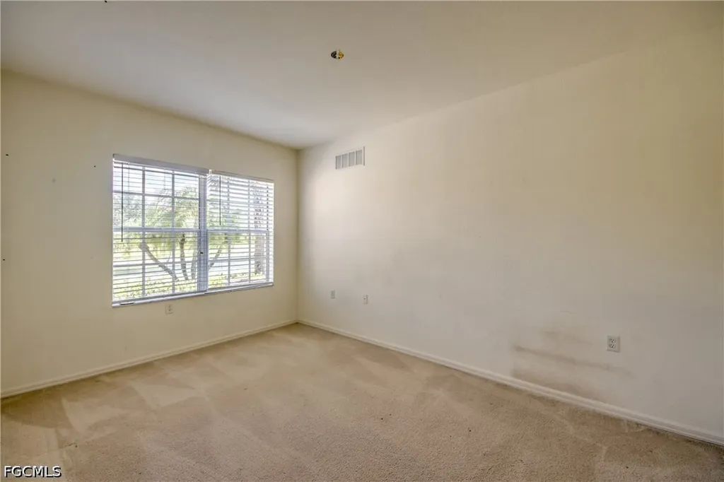 1763 Concordia Lake Circle Cape Coral FL 33909