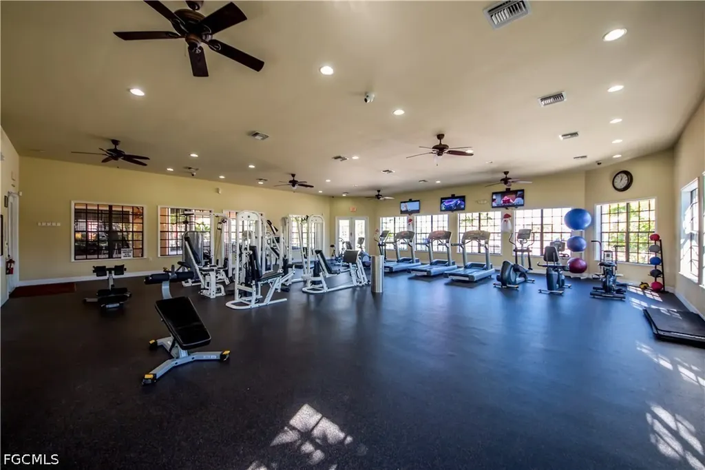 1763 Concordia Lake Circle Cape Coral FL 33909
