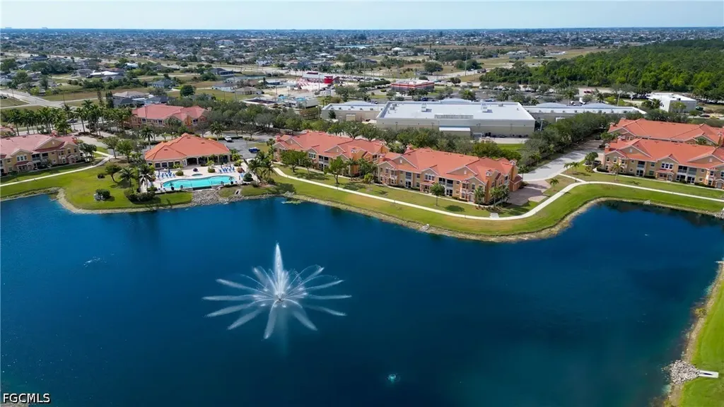 1763 Concordia Lake Circle Cape Coral FL 33909