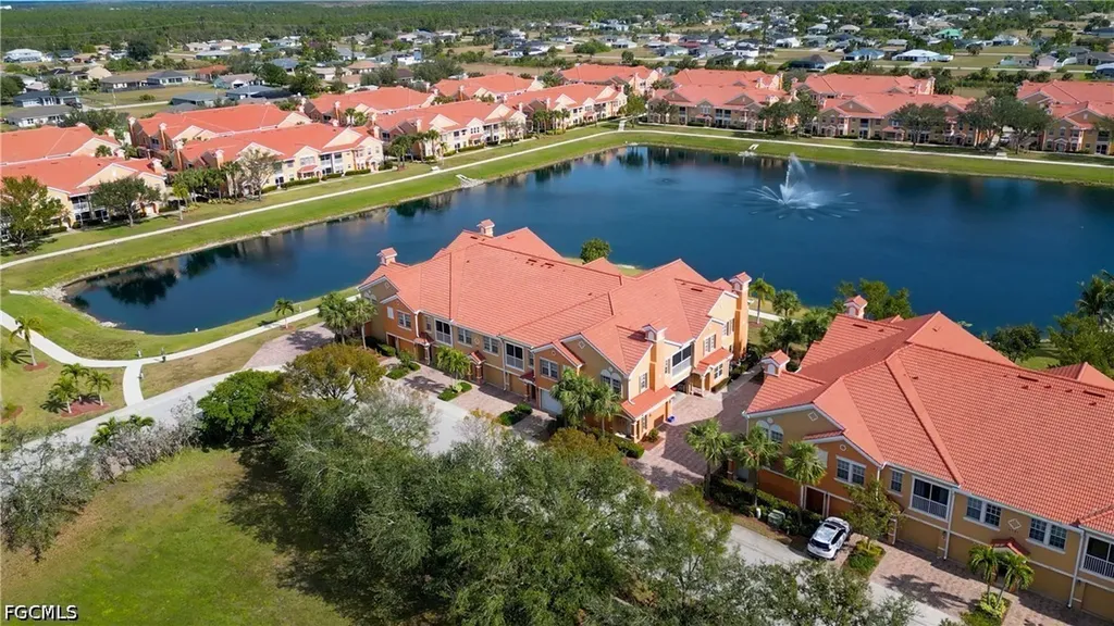 1763 Concordia Lake Circle Cape Coral FL 33909