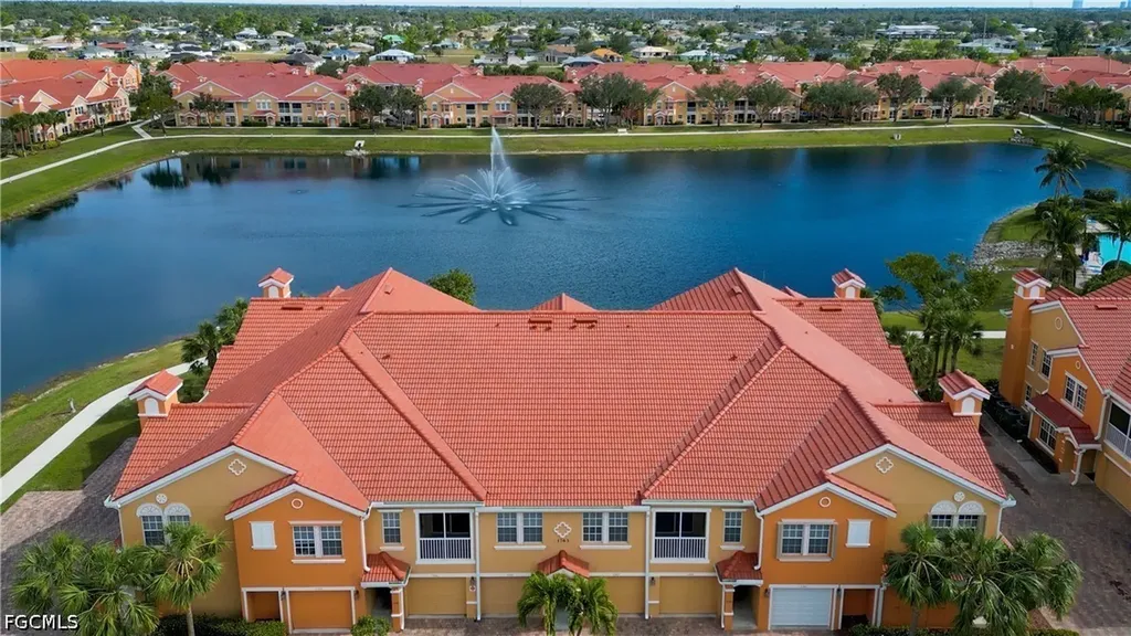 1763 Concordia Lake Circle Cape Coral FL 33909