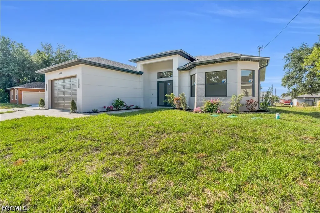 2804 5th Street W Lehigh Acres FL 33971