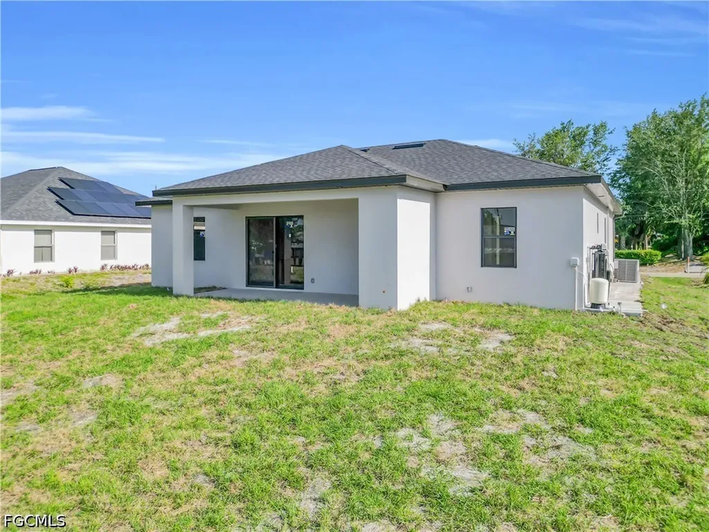 2804 5th Street W Lehigh Acres FL 33971