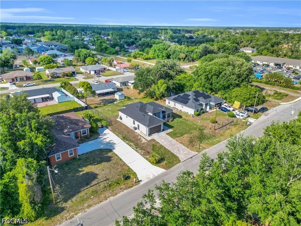 2804 5th Street W Lehigh Acres FL 33971