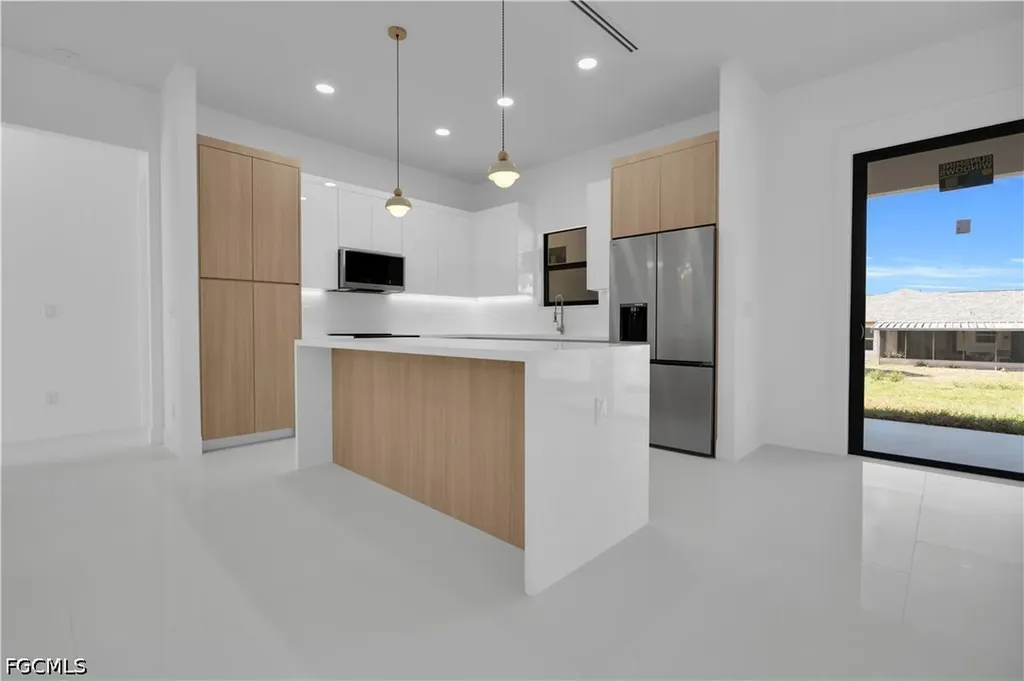 2804 5th Street W Lehigh Acres FL 33971