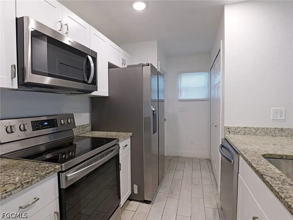3874 Pearl Street Fort Myers FL 33916