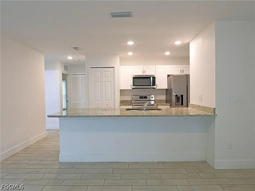 3874 Pearl Street Fort Myers FL 33916