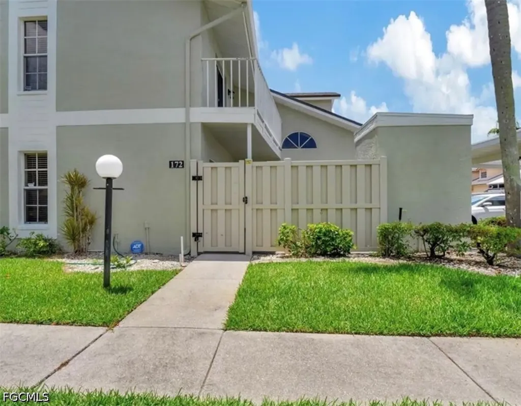 13121 Whitehaven Lane Fort Myers FL 33966