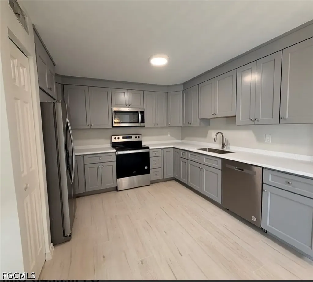 13121 Whitehaven Lane Fort Myers FL 33966