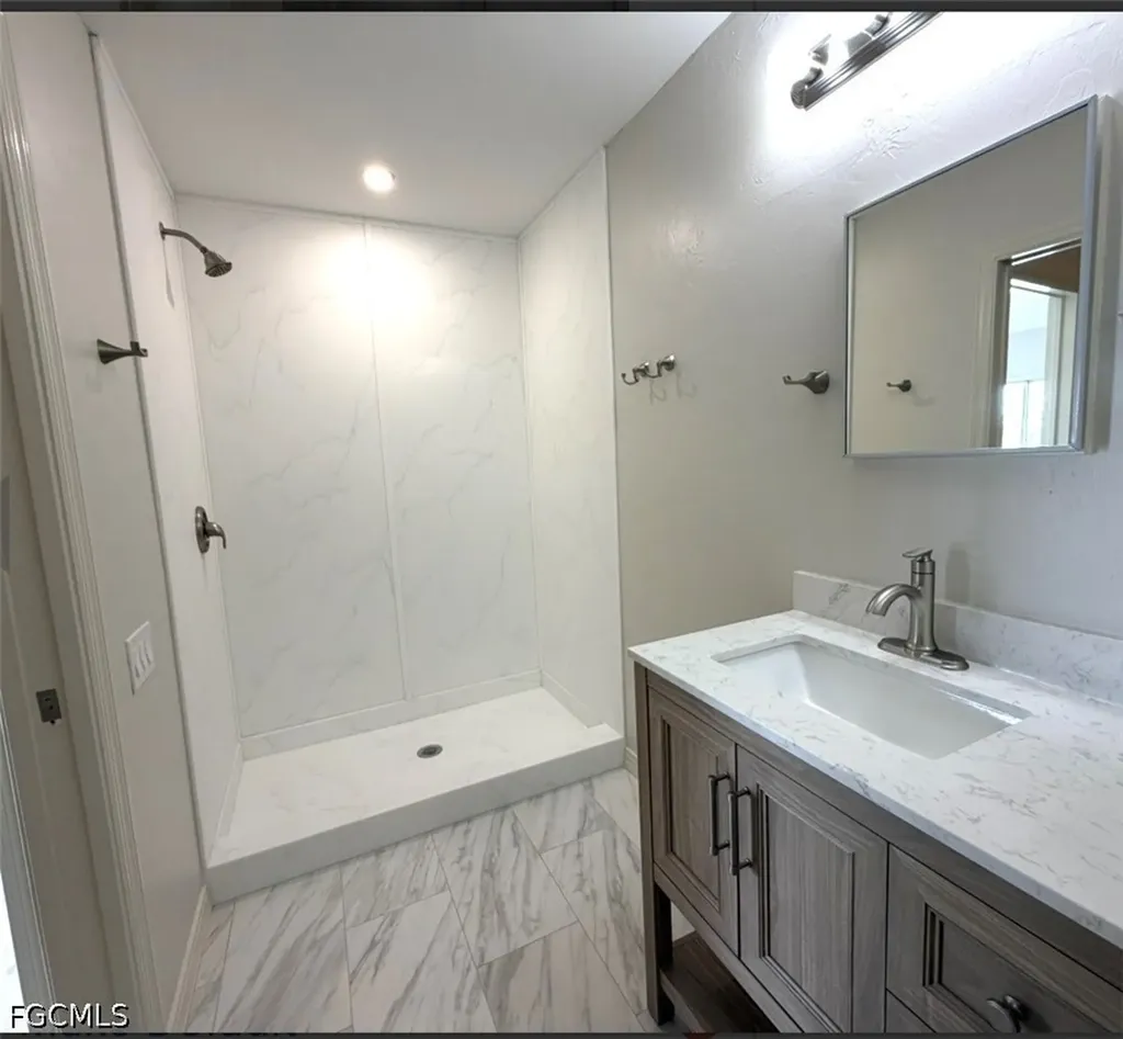 13121 Whitehaven Lane Fort Myers FL 33966