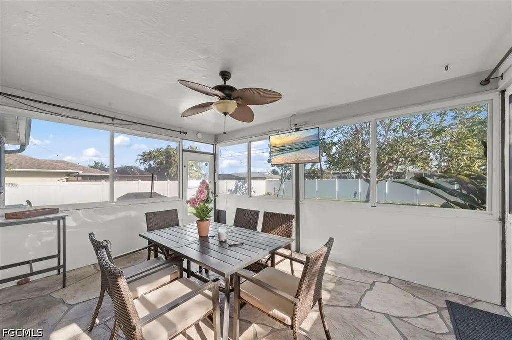 311 SW 19th Lane Cape Coral FL 33991