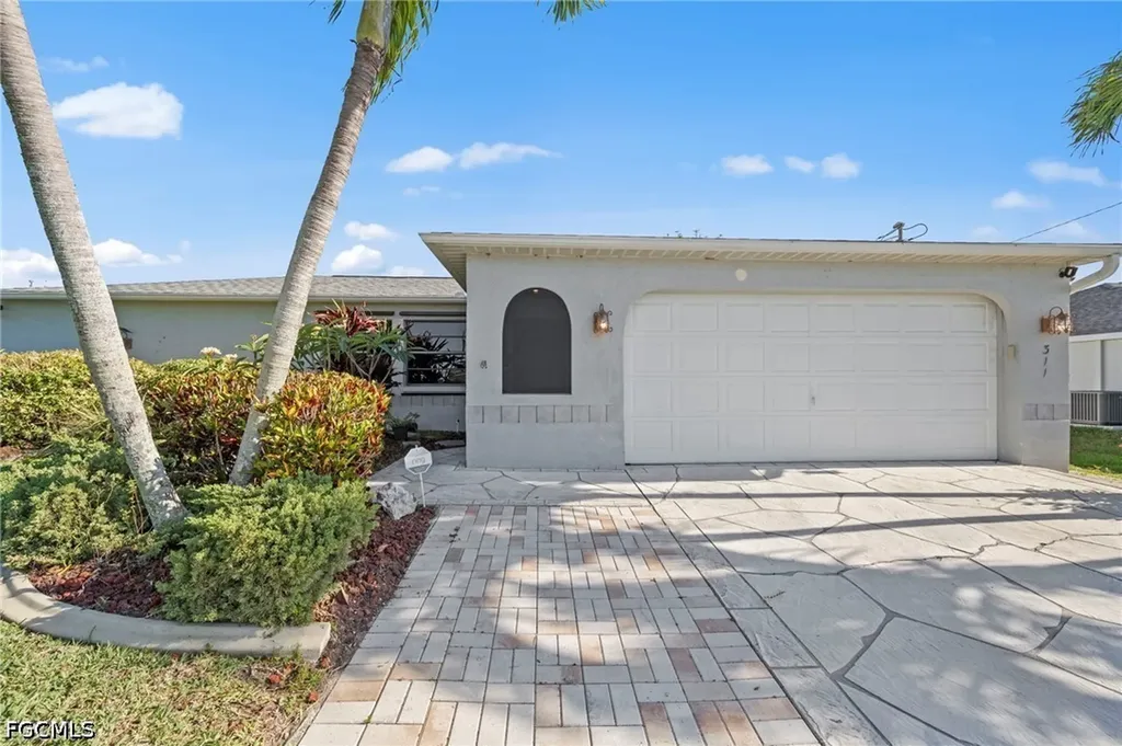 311 SW 19th Lane Cape Coral FL 33991