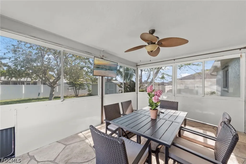 311 SW 19th Lane Cape Coral FL 33991
