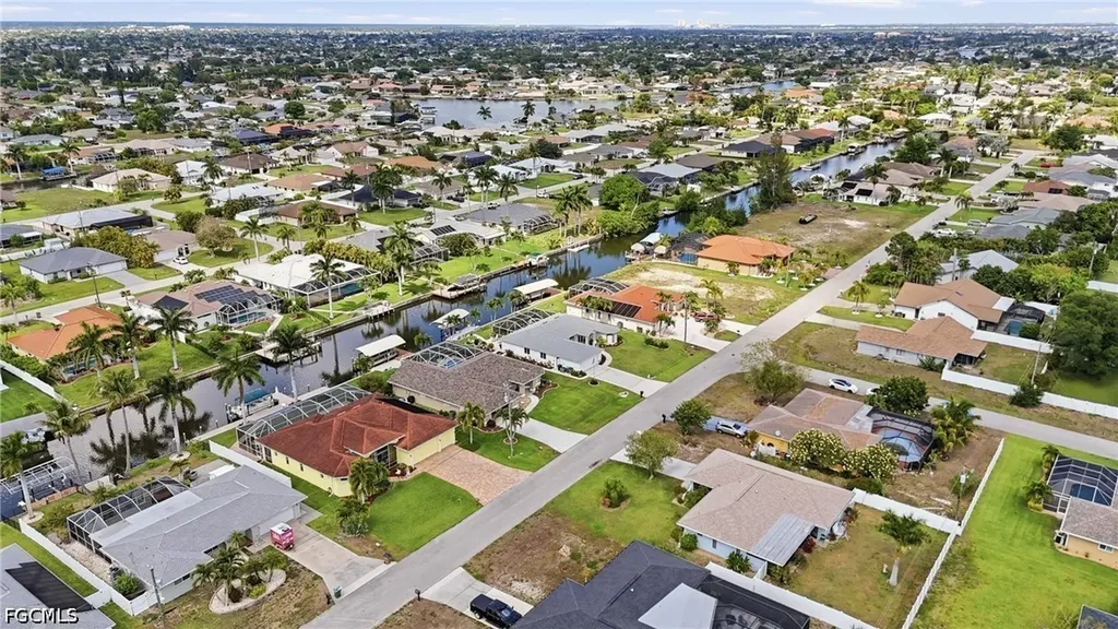 241 SE 29th Terrace Cape Coral FL 33904