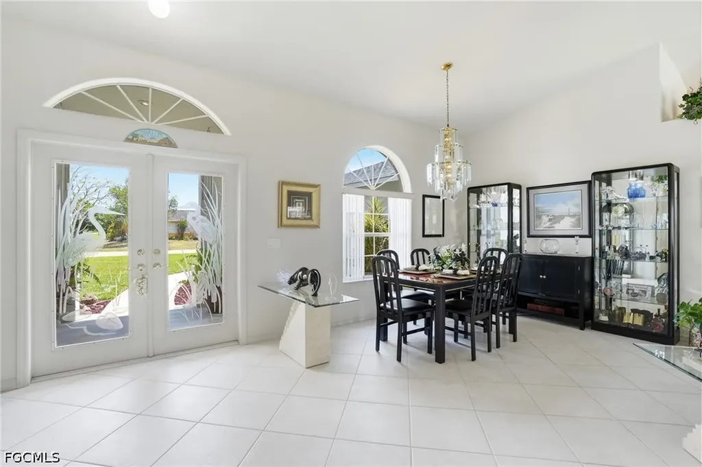 241 SE 29th Terrace Cape Coral FL 33904