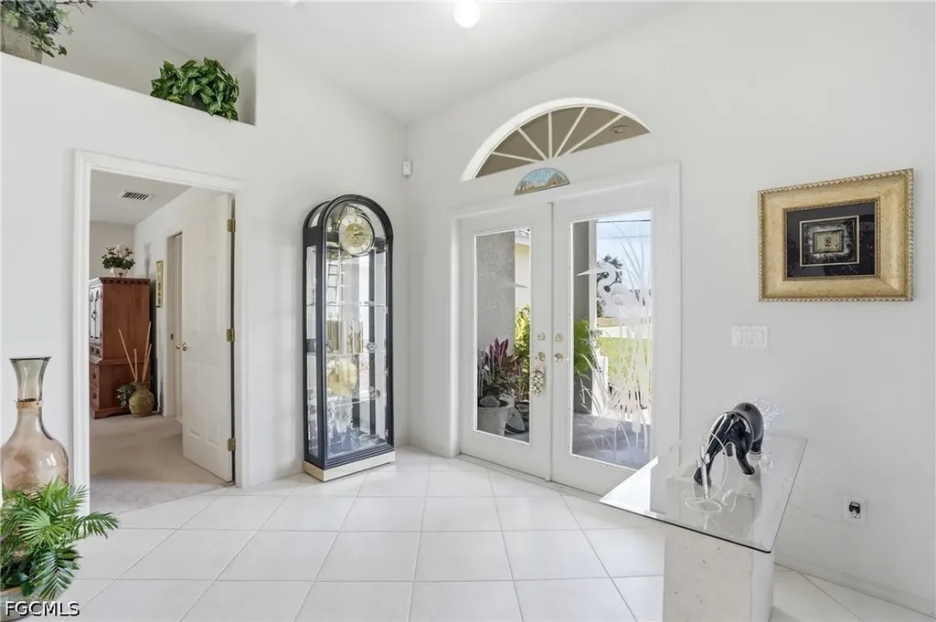 241 SE 29th Terrace Cape Coral FL 33904