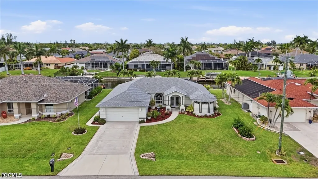 241 SE 29th Terrace Cape Coral FL 33904