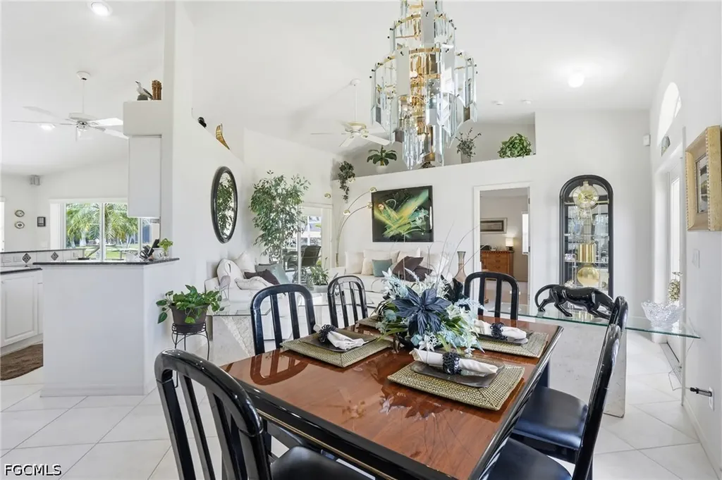 241 SE 29th Terrace Cape Coral FL 33904