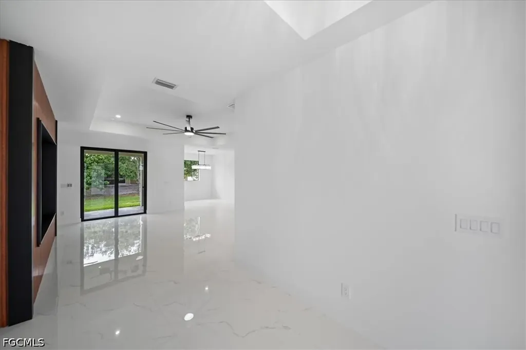 1400 NE 18th Avenue Cape Coral FL 33909