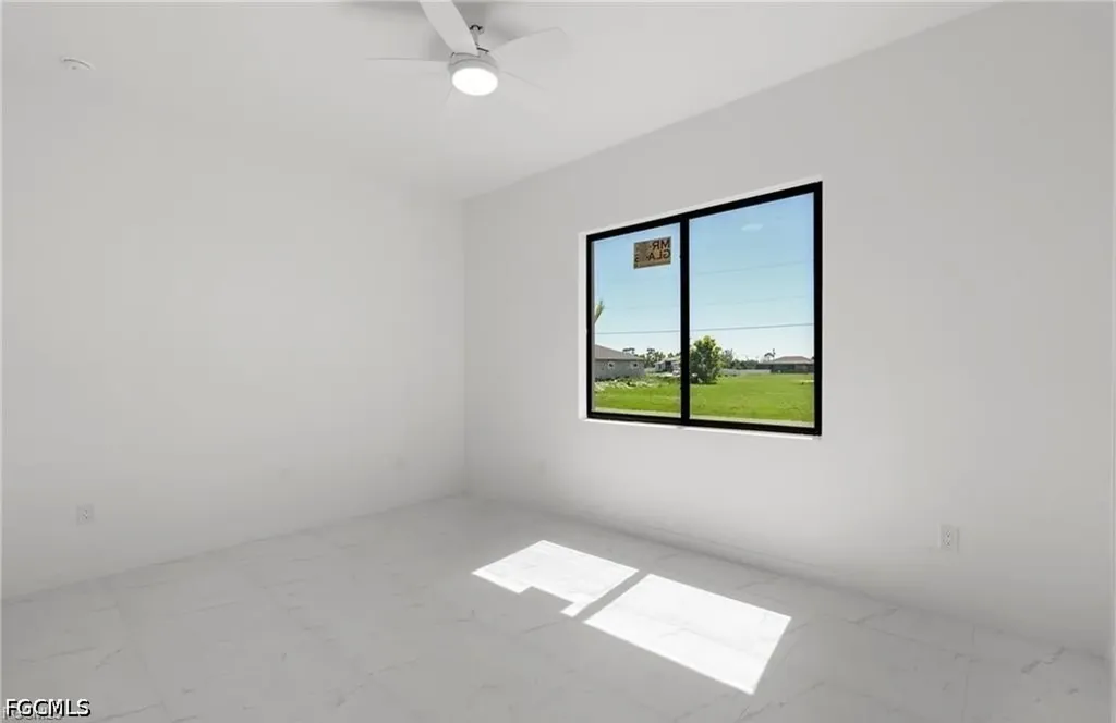 3927 NW 40th Terrace Cape Coral FL 33993