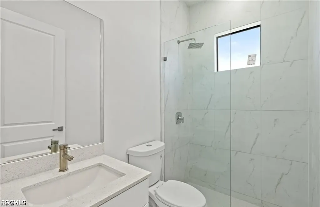 3927 NW 40th Terrace Cape Coral FL 33993