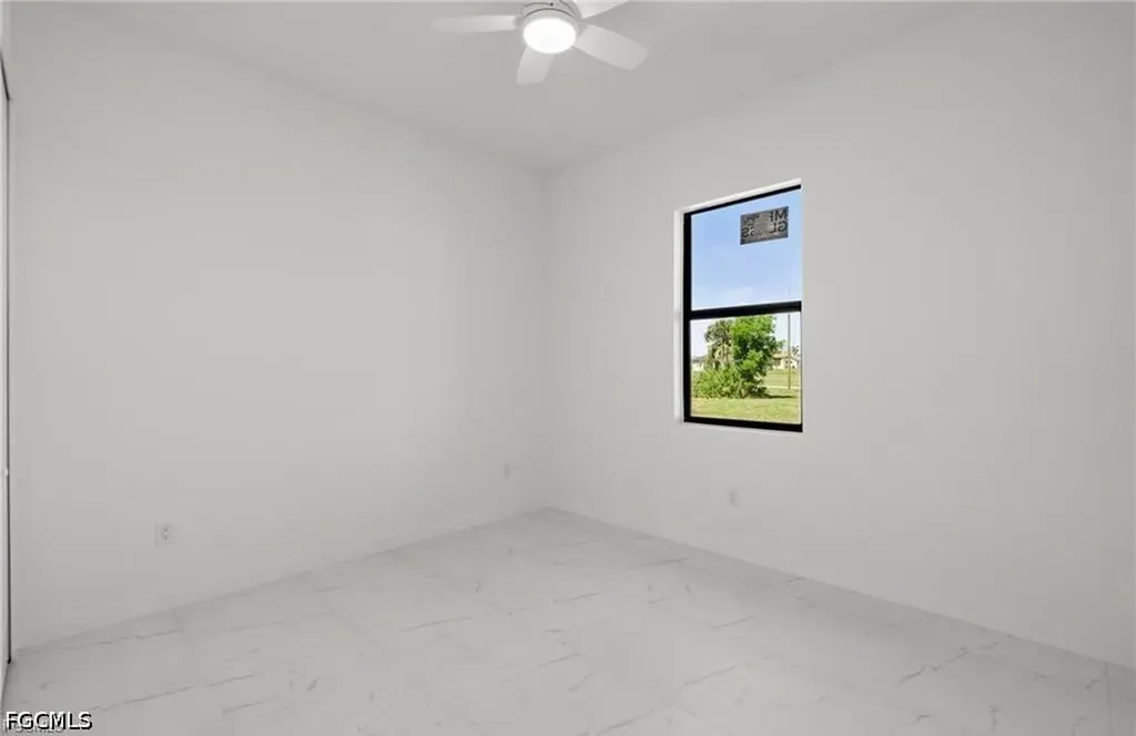 3927 NW 40th Terrace Cape Coral FL 33993