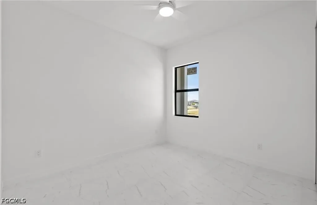 3927 NW 40th Terrace Cape Coral FL 33993