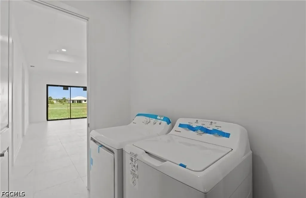 3927 NW 40th Terrace Cape Coral FL 33993
