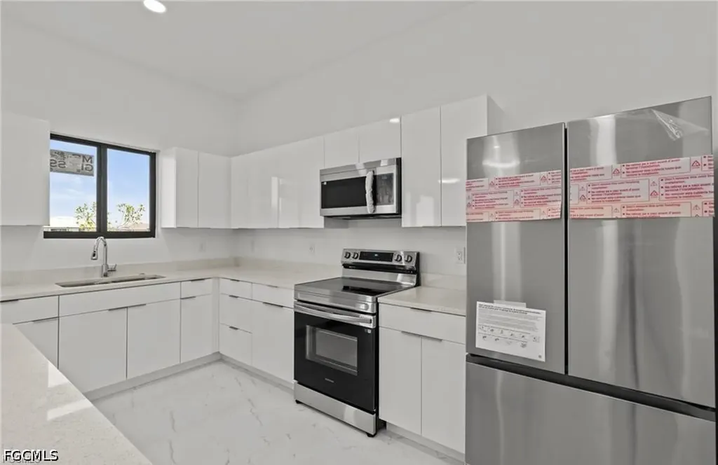 3927 NW 40th Terrace Cape Coral FL 33993