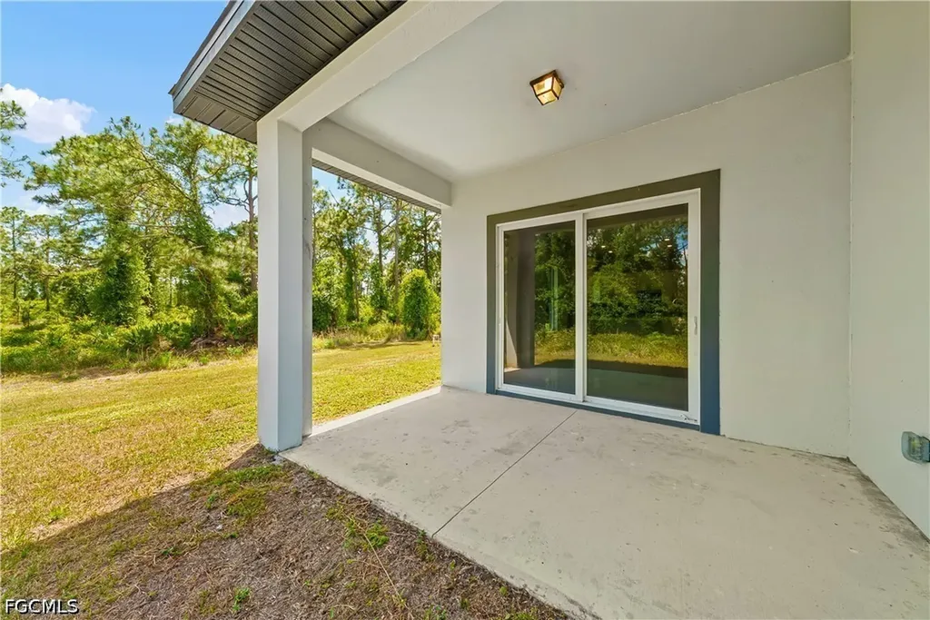 1032 Milwaukee Boulevard Lehigh Acres FL 33974