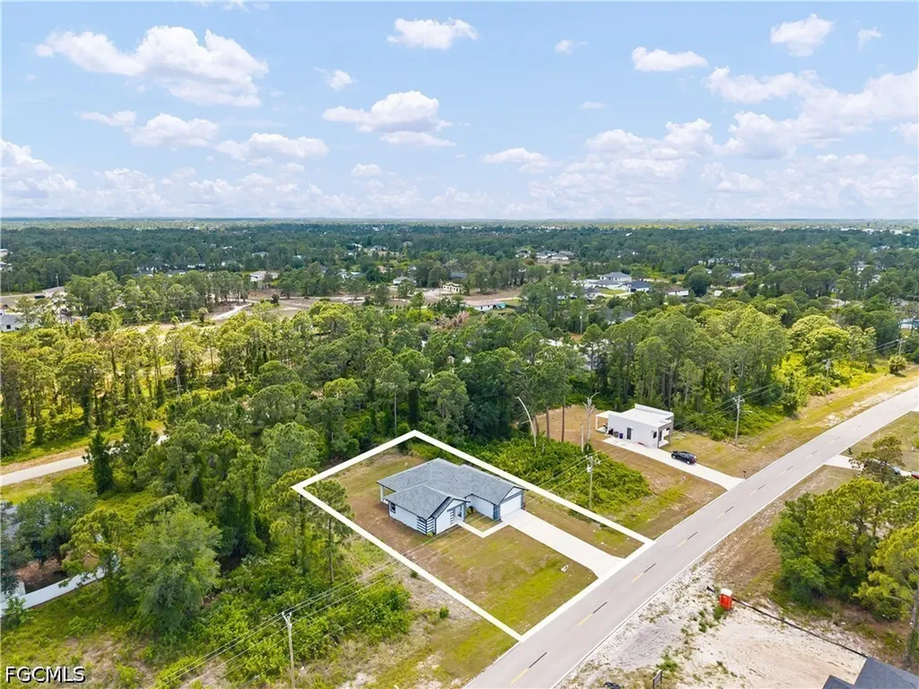 1032 Milwaukee Boulevard Lehigh Acres FL 33974