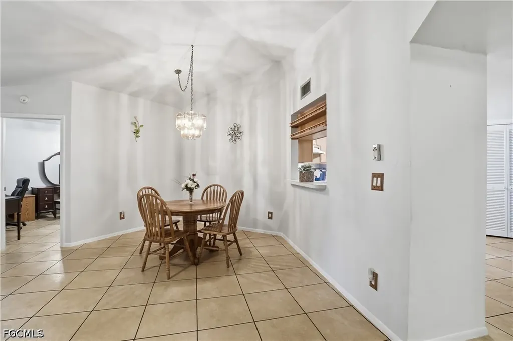9627 Eaton Gardens Lane Fort Myers FL 33919