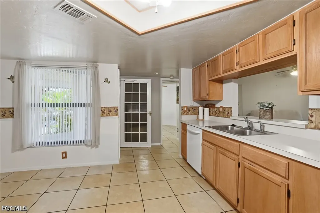 9627 Eaton Gardens Lane Fort Myers FL 33919