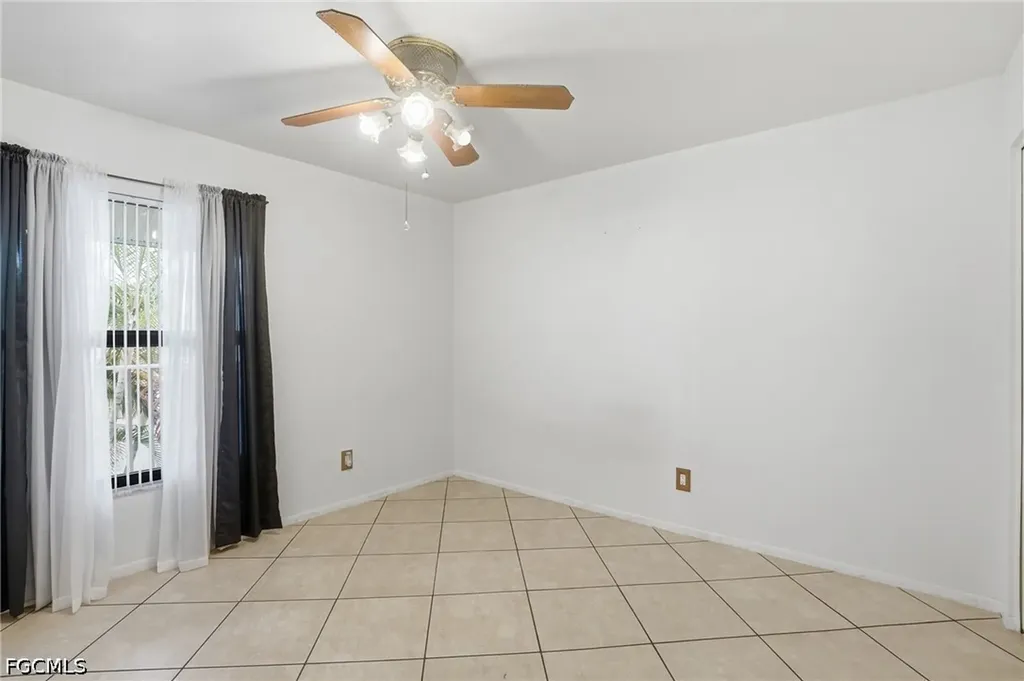 9627 Eaton Gardens Lane Fort Myers FL 33919