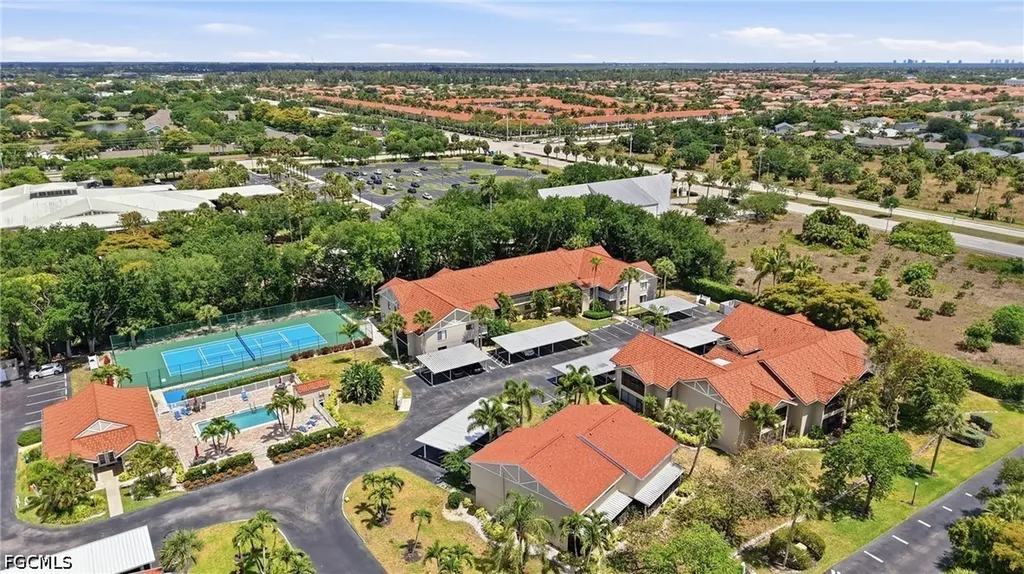 9627 Eaton Gardens Lane Fort Myers FL 33919