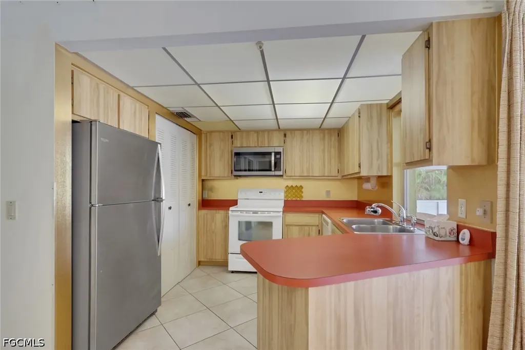 1890 Coral Point Drive Cape Coral FL 33990
