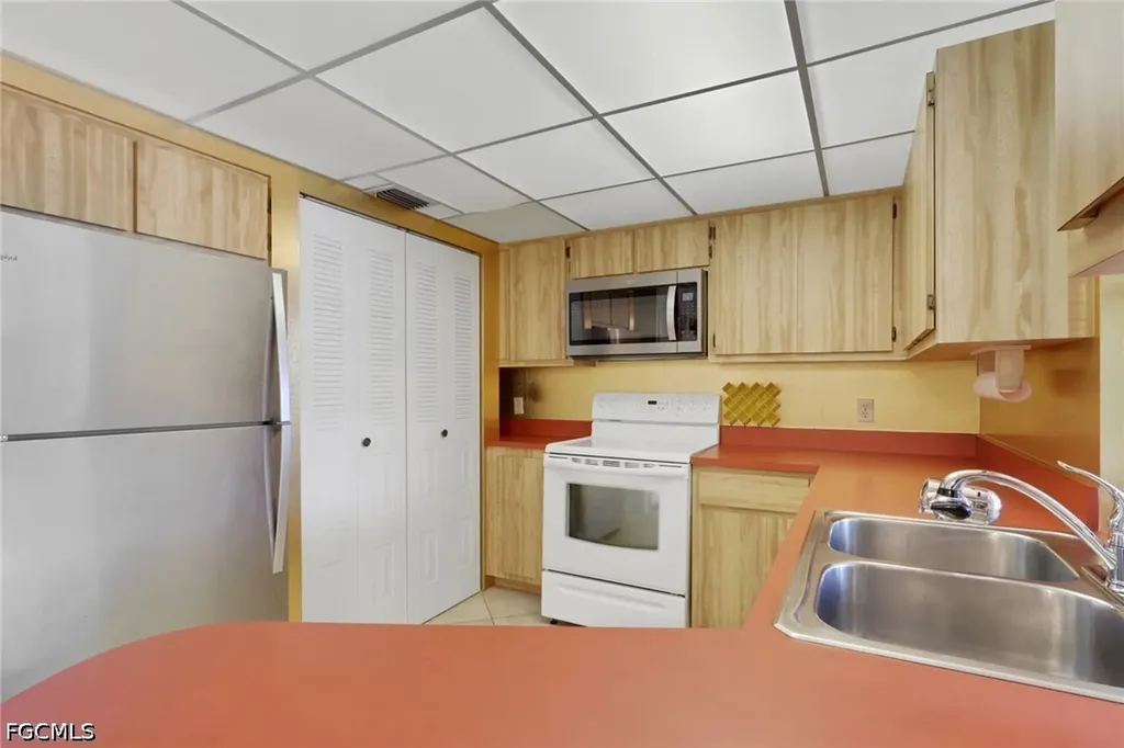 1890 Coral Point Drive Cape Coral FL 33990