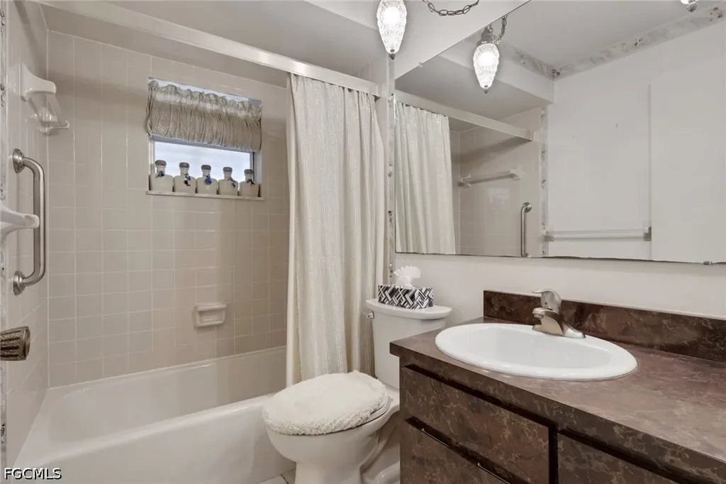 1890 Coral Point Drive Cape Coral FL 33990