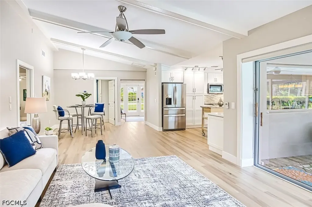 880 Deep Lagoon Lane Fort Myers FL 33919