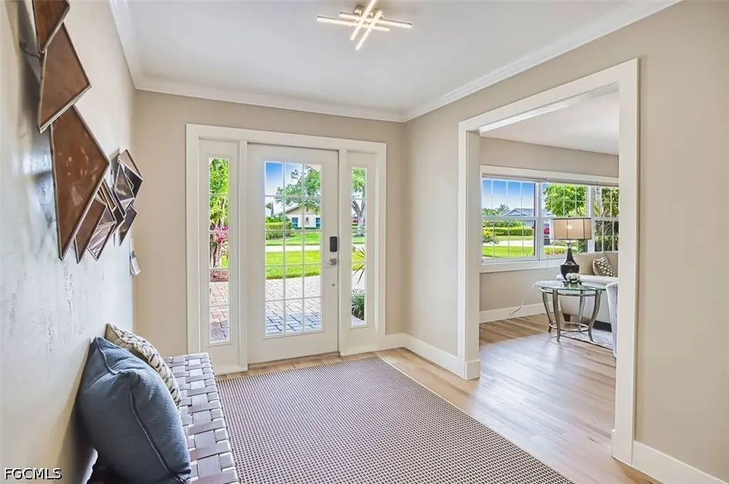 880 Deep Lagoon Lane Fort Myers FL 33919