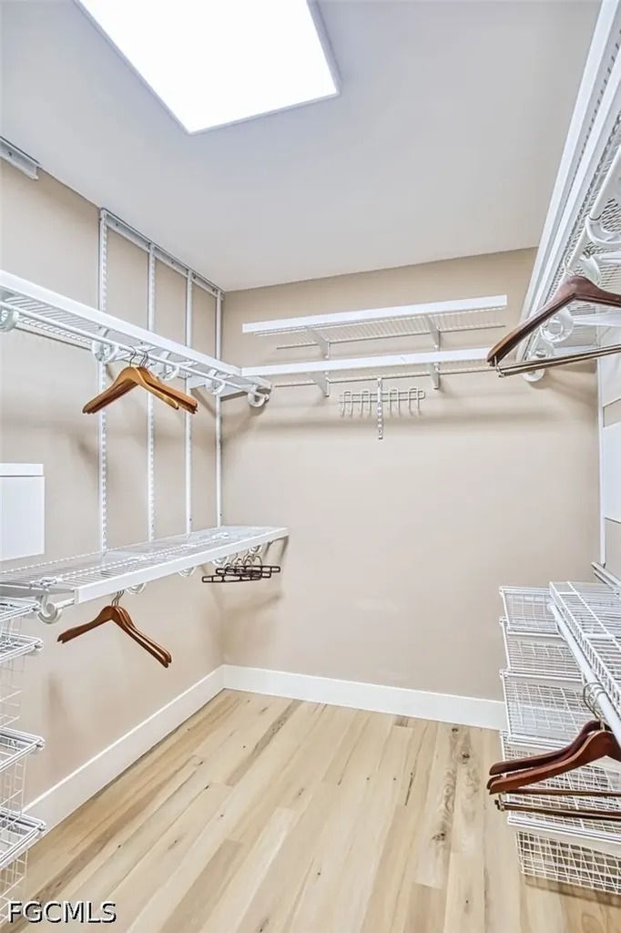 880 Deep Lagoon Lane Fort Myers FL 33919