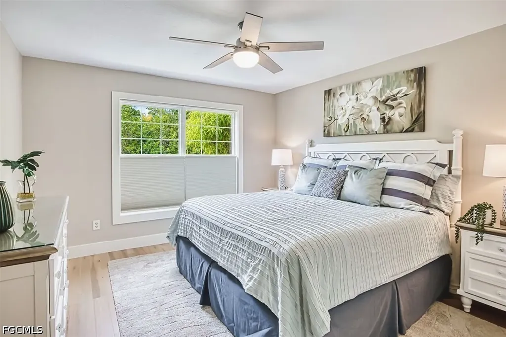 880 Deep Lagoon Lane Fort Myers FL 33919