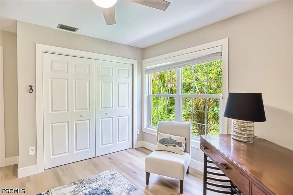 880 Deep Lagoon Lane Fort Myers FL 33919