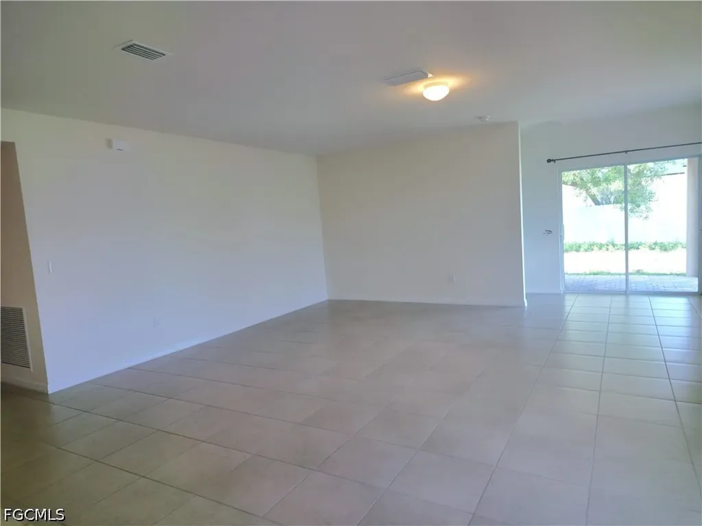 1148 NW 27th Court Cape Coral FL 33993