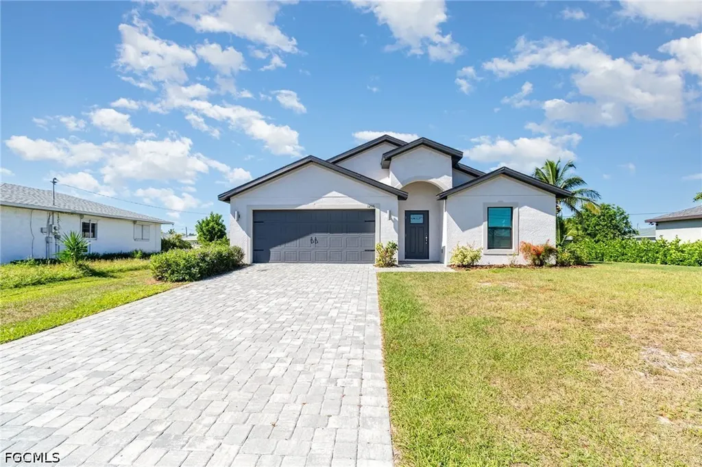 1206 NE 13th Place Cape Coral FL 33909