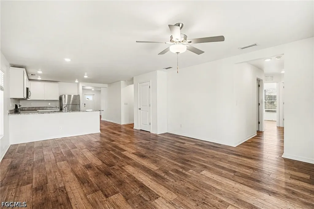1206 NE 13th Place Cape Coral FL 33909