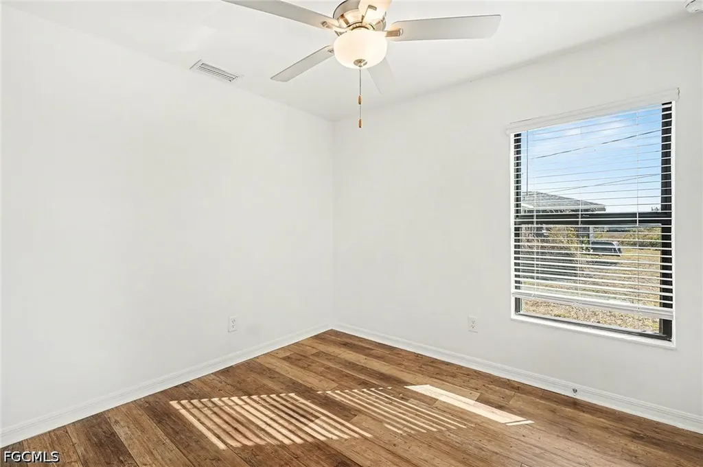 1206 NE 13th Place Cape Coral FL 33909