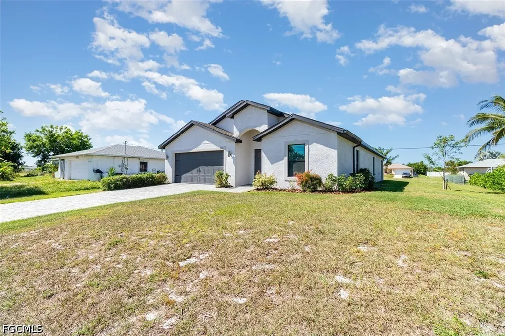 1206 NE 13th Place Cape Coral FL 33909